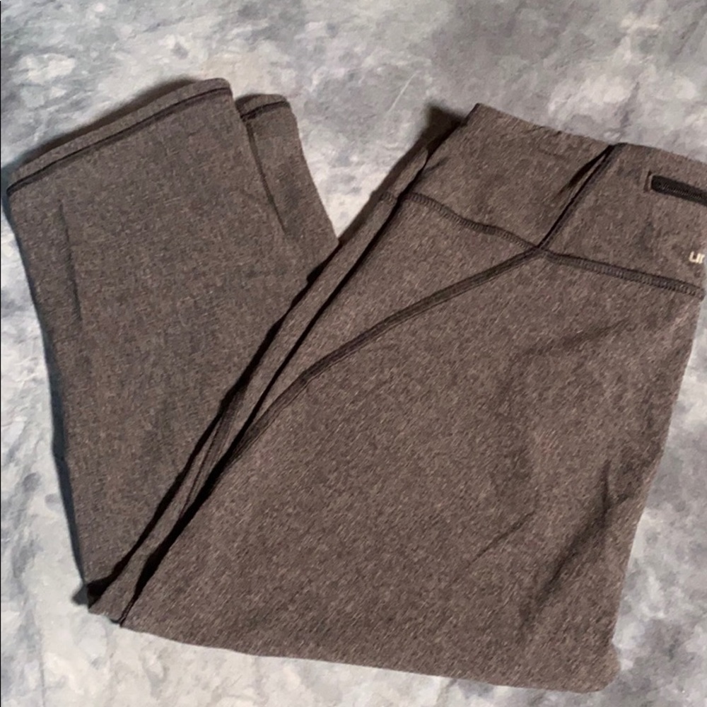 💚 3 for $15 💚 - Under Armour Capris approximate size Small - Picture 15 of 16